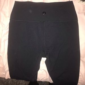 NWOT Scorpio sol leggings.no rips. Great lulu dupe